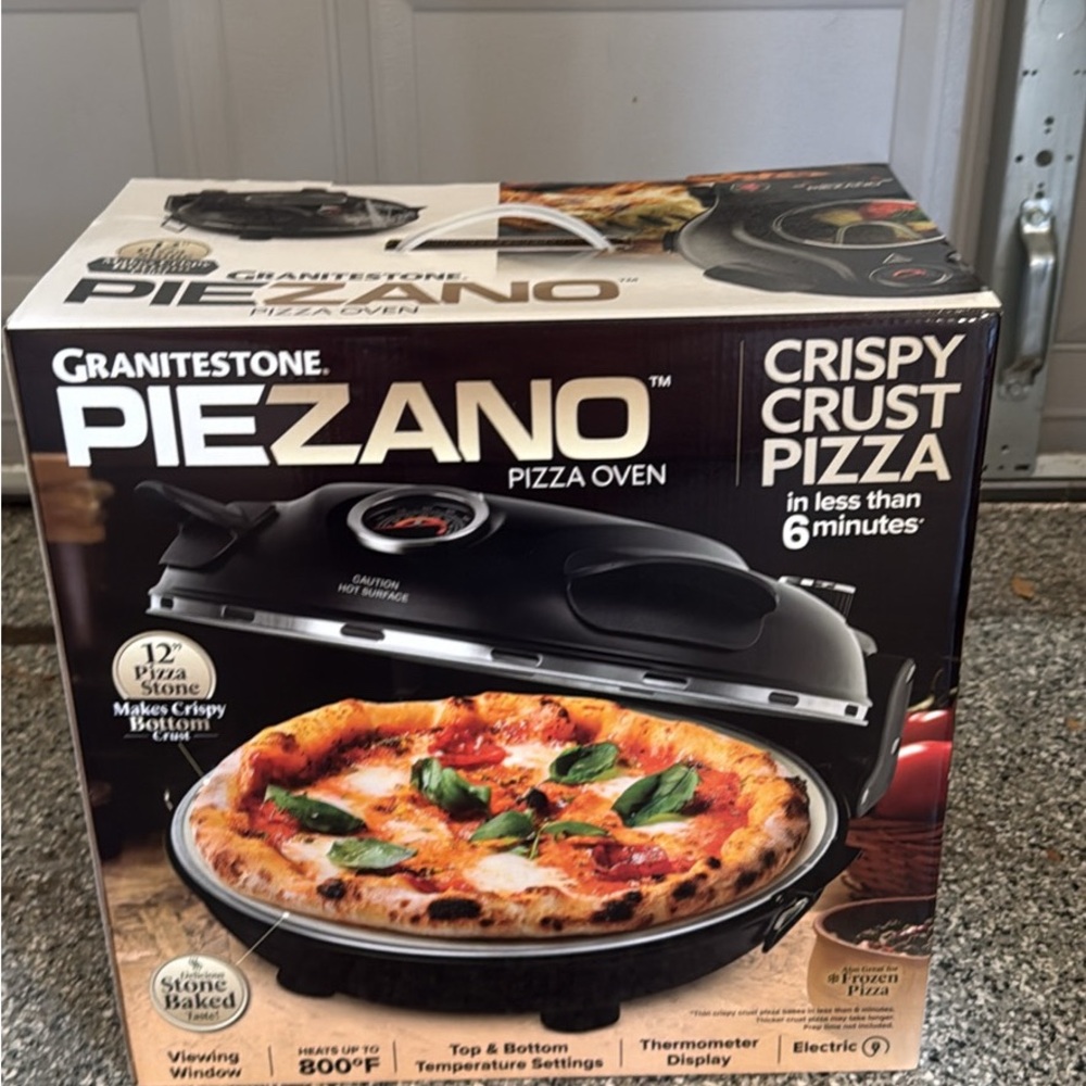 Black Pizza Oven